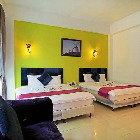 Rainbowtown Hotel Хуалянь Экстерьер фото