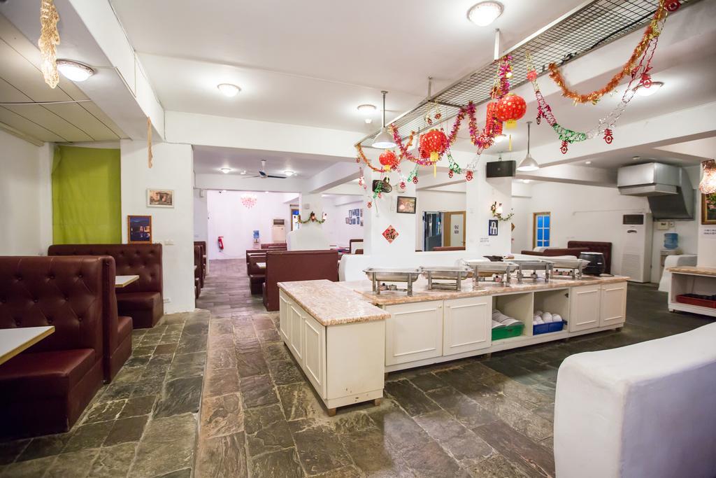 Rainbowtown Hotel Хуалянь Экстерьер фото