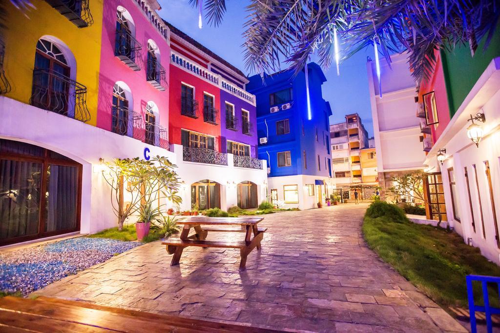 Rainbowtown Hotel Хуалянь Экстерьер фото