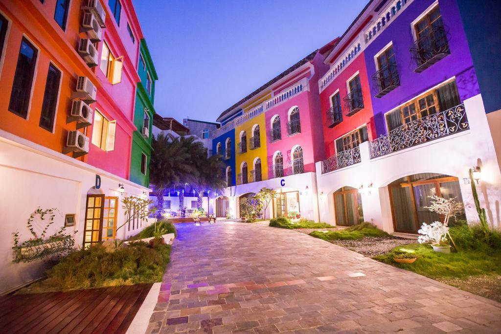 Rainbowtown Hotel Хуалянь Экстерьер фото